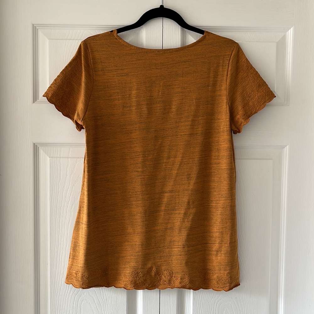 Mustard t-shirt - Picture 5 of 7